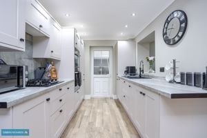 Kitchen/Diner- click for photo gallery